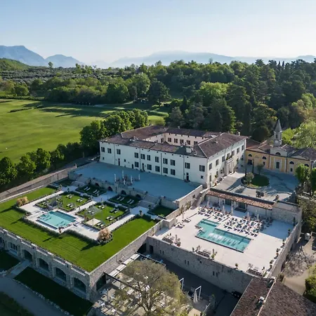 Al Castello Apartment *